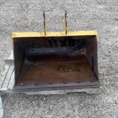 36" EFI  Clean Up Bucket - Stock #B979