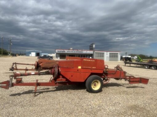 New Holland Baler - Stock #2928