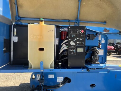 2013 Genie S45 - Stock #3202 - Image 2