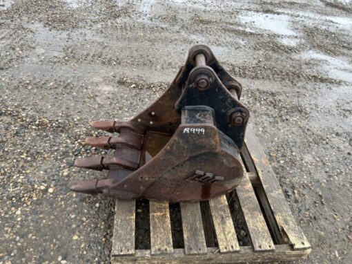 18" TAG Digging Bucket - Stock #B999 - Image 2