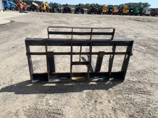 6' Telehandler Carriage - Stock #C102 - Image 2