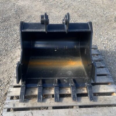 New 30" Digging Bucket - Stock #B400